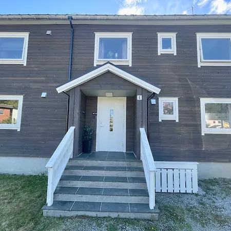 - Luxury * Andalsnes