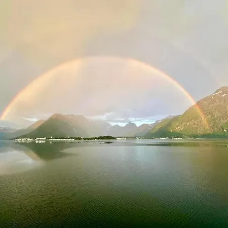 - Luxury Apartment Andalsnes
