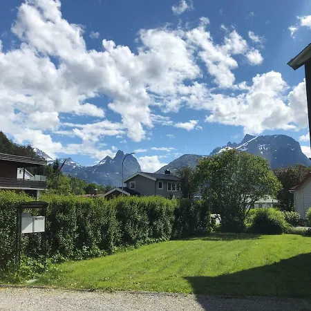 - Luxury * Andalsnes